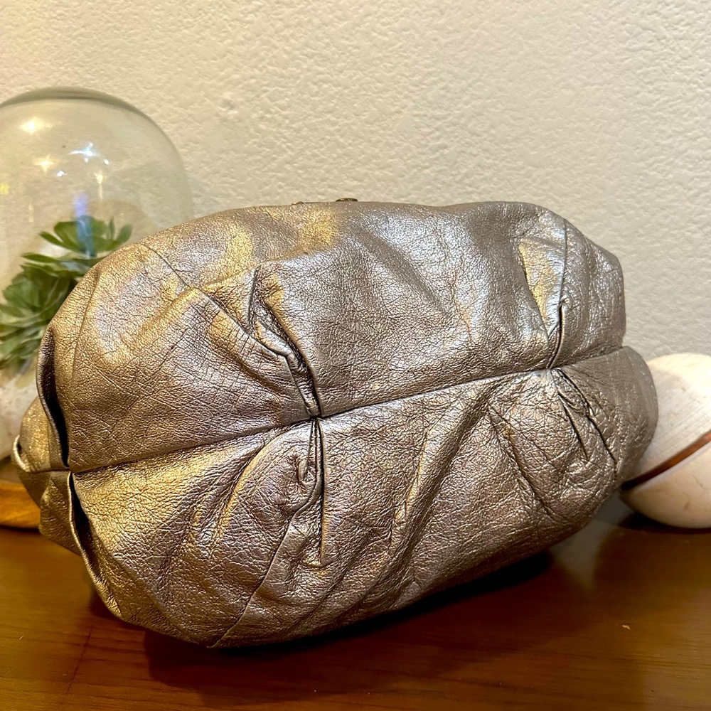 Elliott Lucca XL Metallic Leather Hobo Bag/Shoulder Bag - Picture 9 of 14